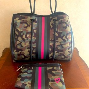 Prenelove Neoprene Tote Camo with Zipper Pouch